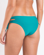 Carica l&#39;immagine nel visualizzatore di Gallery, Image 05: Rio De Sol Bas Bottom Grove Madrid
