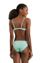 Carica l&#39;immagine nel visualizzatore di Gallery, Model Back: Rio De Sol Bas Bottom Malibu-Menta Essential-Comfy
