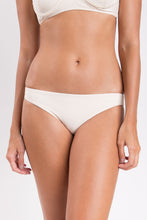 Carica l&#39;immagine nel visualizzatore di Gallery, Image 09: Rio De Sol Bas Bottom Malibu-Natural Essential-Comfy
