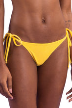 Carica l&#39;immagine nel visualizzatore di Gallery, Gallery: Rio De Sol Bas Bottom Malibu-Yellow Cheeky-Tie
