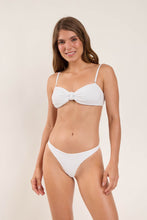Carica l&#39;immagine nel visualizzatore di Gallery, Model Front: Rio De Sol Bas Bottom Memphis-White Mia
