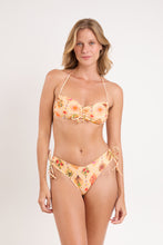 Carica l&#39;immagine nel visualizzatore di Gallery, Model Front: Rio De Sol Bas Bottom Mosaico Lola
