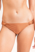 Carica l&#39;immagine nel visualizzatore di Gallery, Gallery: Rio De Sol Bas Bottom Nocciola Mel
