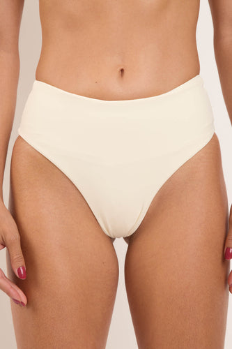 Gallery: Rio De Sol Bas Bottom Off-White Hotpants
