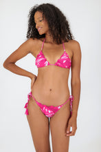 Carica l&#39;immagine nel visualizzatore di Gallery, Model Front: Rio De Sol Bas Bottom Pink-Palms Frufru-Fio

