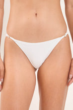 Carica l&#39;immagine nel visualizzatore di Gallery, Gallery: Rio De Sol Bas Bottom Sand-White Cheeky-Fixa

