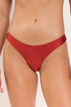 Carica l&#39;immagine nel visualizzatore di Gallery, Gallery: Rio De Sol Bas Bottom Shimmer-Liquor Nice-Fio
