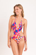 Carica l&#39;immagine nel visualizzatore di Gallery, Model Front: Rio De Sol Une Pièce Funny Trikini-Comfy
