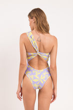 Carica l&#39;immagine nel visualizzatore di Gallery, Model Back: Rio De Sol Une Pièce Glow Santorini
