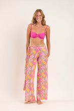 Carica l&#39;immagine nel visualizzatore di Gallery, Model Front: Rio De Sol Pantalon De Plage Lyla Pants Knot
