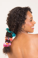 Carica l&#39;immagine nel visualizzatore di Gallery, Image 02: Rio De Sol Chouchou Rain Scrunchie
