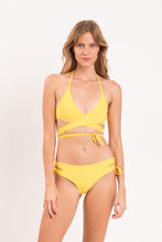 Carica l&#39;immagine nel visualizzatore di Gallery, Model Front: Rio De Sol Ensemble Set Amarelo Kate Madrid
