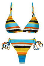 Carica l&#39;immagine nel visualizzatore di Gallery, Product Front: Rio De Sol Ensemble Set Artsy Tri-Fixo Fio-Tie

