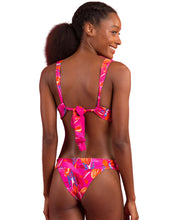 Carica l&#39;immagine nel visualizzatore di Gallery, Image 07: Rio De Sol Ensemble Set Flavors Halter-Marina Essential-Cos
