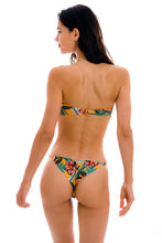 Carica l&#39;immagine nel visualizzatore di Gallery, Model Back: Rio De Sol Ensemble Set Lis Bandeau-Pli Cheeky-Fixa
