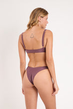 Carica l&#39;immagine nel visualizzatore di Gallery, Model Back: Rio De Sol Ensemble Set Malibu-Ebano Agnes Cali
