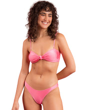 Carica l&#39;immagine nel visualizzatore di Gallery, Gallery: Rio De Sol Ensemble Set Shimmer-Confetti Bandeau-Joy Essential
