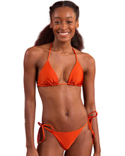 Carica l&#39;immagine nel visualizzatore di Gallery, Gallery: Rio De Sol Ensemble Set Shimmer-Paprica Tri-Inv Cheeky-Tie
