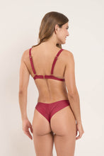 Carica l&#39;immagine nel visualizzatore di Gallery, Model Back: Rio De Sol Ensemble Set Touch-Carmim Alba Nice
