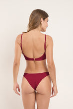 Carica l&#39;immagine nel visualizzatore di Gallery, Model Back: Rio De Sol Ensemble Set Touch-Carmim Paola Essential
