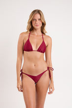 Carica l&#39;immagine nel visualizzatore di Gallery, Model Front: Rio De Sol Ensemble Set Touch-Carmim Tri-Inv Amora

