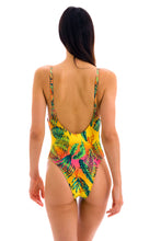 Carica l&#39;immagine nel visualizzatore di Gallery, Model Back: Rio De Sol Une Pièce Sun-Sation Hype
