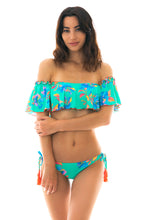 Carica l&#39;immagine nel visualizzatore di Gallery, Model Front: Rio De Sol Haut Top Acqua Flora Babado
