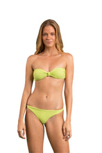 Carica l&#39;immagine nel visualizzatore di Gallery, Model Front: Rio De Sol Haut Top Bora-Citrus Bandeau-Joy
