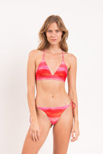 Carica l&#39;immagine nel visualizzatore di Gallery, Model Front: Rio De Sol Haut Top Cher Tri-Cos
