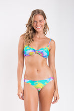 Carica l&#39;immagine nel visualizzatore di Gallery, Model Front: Rio De Sol Haut Top Fusion Bandeau-Joy
