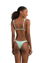Carica l&#39;immagine nel visualizzatore di Gallery, Model Back: Rio De Sol Haut Top Malibu-Menta Tri-Duo

