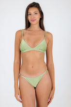 Carica l&#39;immagine nel visualizzatore di Gallery, Model Front: Rio De Sol Haut Top Oliva Tri-Fixo

