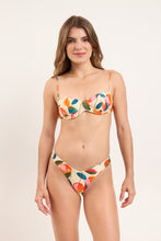 Carica l&#39;immagine nel visualizzatore di Gallery, Model Front: Rio De Sol Haut Top Picnic Kelli

