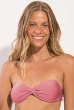 Carica l&#39;immagine nel visualizzatore di Gallery, Gallery: Rio De Sol Haut Top Shimmer-Confetti Twist
