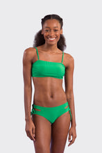 Carica l&#39;immagine nel visualizzatore di Gallery, Model Front: Rio De Sol Haut Top Tambourine Bandeau-Reto
