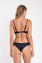 Carica l&#39;immagine nel visualizzatore di Gallery, Model Back: Rio De Sol Haut Top Touch-Black Bandeau-Crispy
