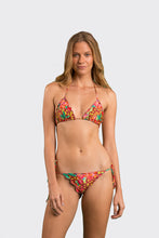 Carica l&#39;immagine nel visualizzatore di Gallery, Model Front: Rio De Sol Haut Top Tropics Frufru
