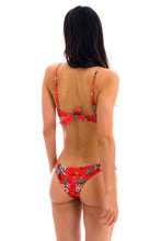 Carica l&#39;immagine nel visualizzatore di Gallery, Model Back: Rio De Sol Haut Top Wildflowers Bra-Sport
