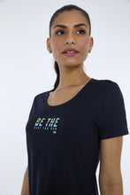 Carica l&#39;immagine nel visualizzatore di Gallery, T-Shirt Skin Fit Inspiracionais Preto
