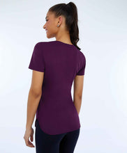 Carica l&#39;immagine nel visualizzatore di Gallery, T-Shirt Skin Fit Inspiracionais Roxo

