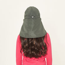 Carica l&#39;immagine nel visualizzatore di Gallery, Model Back: Uv Line Casquette Legionario Teens Verde Militar Upf50+

