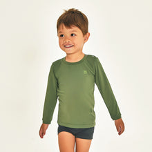 Carica l&#39;immagine nel visualizzatore di Gallery, Model Front: Uv Line T-Shirt Longsleeve Baby Verde Militar Upf50+
