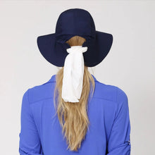 Carica l&#39;immagine nel visualizzatore di Gallery, Model Back: Uv Line Chapeau Souple/Capeline San Remo Fpu50+ Hat Navy Blue Uv
