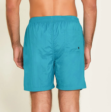 Carica l&#39;immagine nel visualizzatore di Gallery, Model Back: Uv Line Bermuda / Short Pour Homme Short Lucca Petroleo Upf50+
