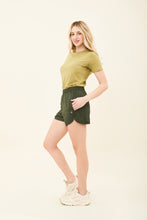 Carica l&#39;immagine nel visualizzatore di Gallery, Image 03: Uv Line Fitness Bas Short Race Verde Militar Upf50+

