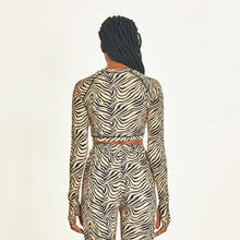 Carica l&#39;immagine nel visualizzatore di Gallery, Model Back: Uv Line Haut De Plage Top Zebra
