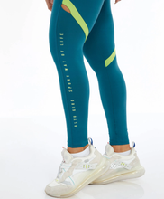 Carica l&#39;immagine nel visualizzatore di Gallery, Legging Bodytex Vazado Lateral Sport Way Verde Running
