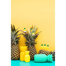 Carica l&#39;immagine nel visualizzatore di Gallery, Pineapple Cake Candle
