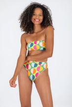 Carica l&#39;immagine nel visualizzatore di Gallery, Set Garden-City Bandeau-Reto Hotpant-Cos
